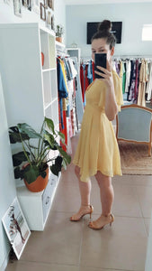 Vestido amarelo curto assimétrico SCRIPTA